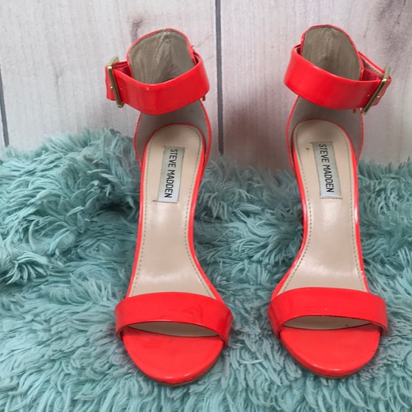 Steve Madden Shoes - Steve Madden Neon Heels